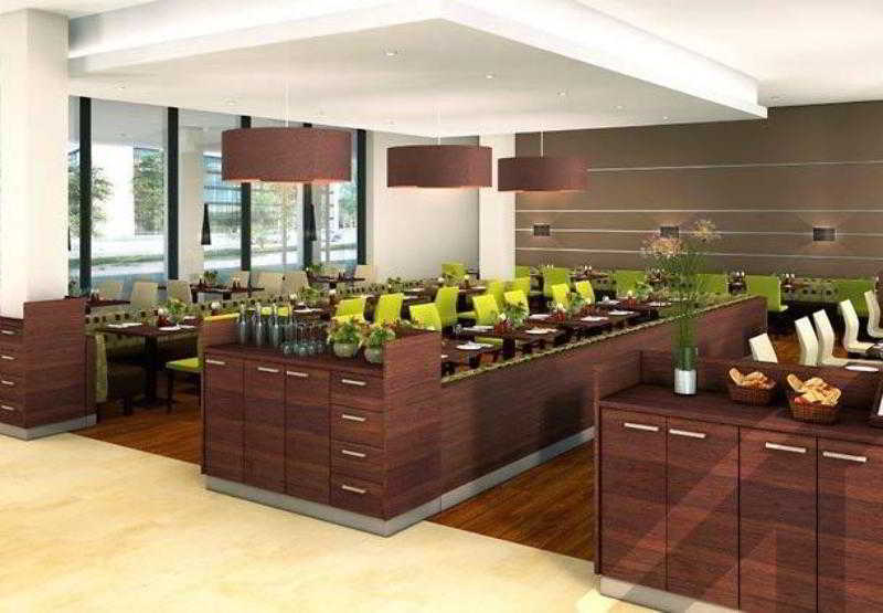Courtyard By Marriott East Hotel Monaco di Baviera
