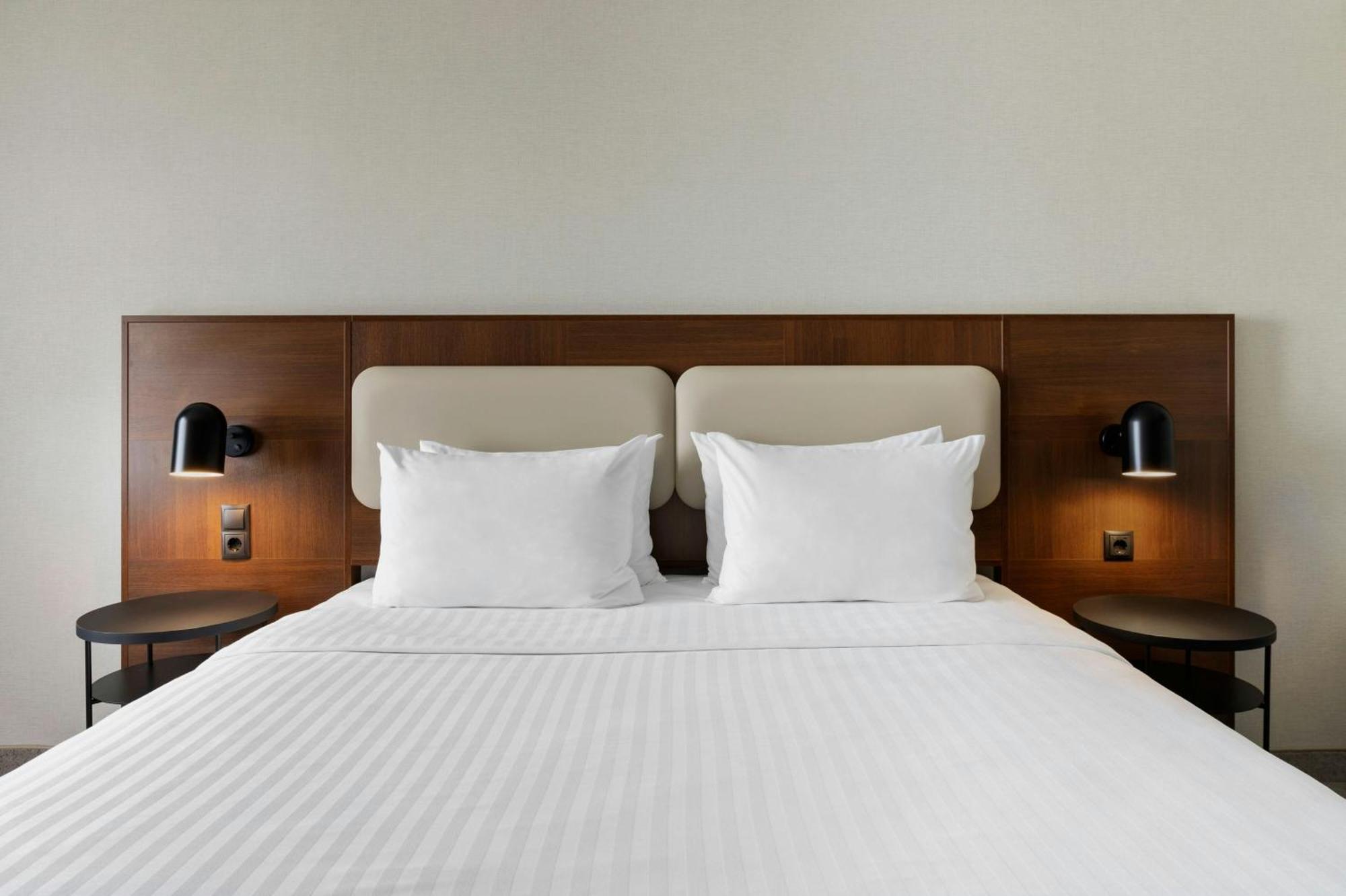 Hotel Courtyard By Marriott East